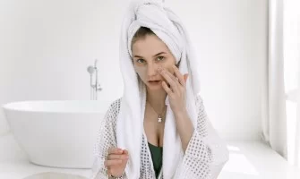 العناية اليومية المتكاملة بالبشرة الجافة