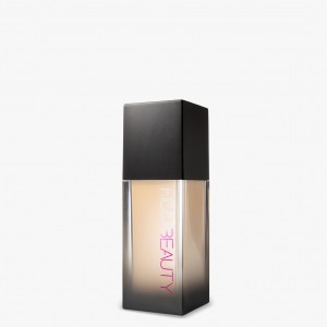Huda Beauty Faux filter Foundation 110N Huda Beauty Faux filter Foundation 110N