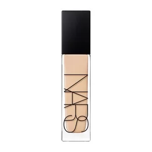 Nars  Natural Radiant Longwear Foundation Mont Blanc Light 2